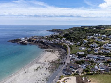 Cornwall 'da kapak İngiltere' de insansız hava aracı 