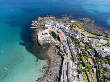 Cornwall 'da kapak İngiltere' de insansız hava aracı 