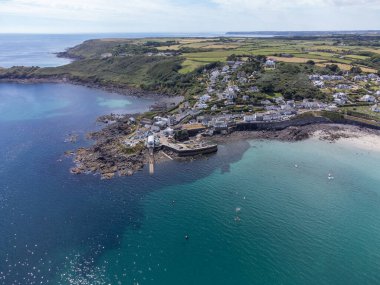 Cornwall 'da kapak İngiltere' de insansız hava aracı 
