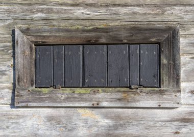 Vadstena, İsveç - 23 Mayıs 2021: Tahta tahıl depolama ve benzeri şeyler için kullanılan bina detayları