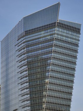 Milano, Lombardy, İtalya 'nın Porta Nuova bölgesindeki yeni modern gökdelenlerin detayları