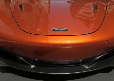 Mimo, uluslararası Monza Milan motor fuarı 2021 'de süper araba ve motorsikletler ortaya çıktı. Milan, İtalya.