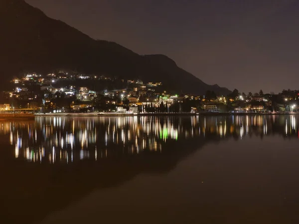 Lecco Λίμνη Νύχτα Λομβαρδία Ιταλία — Φωτογραφία Αρχείου