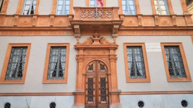 Alessandro Manzoni tarihi evi ve meydanı Milano, Lombardiya, İtalya.