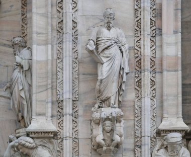  Milano Kubbesi, Lombardiya, İtalya Heykeli