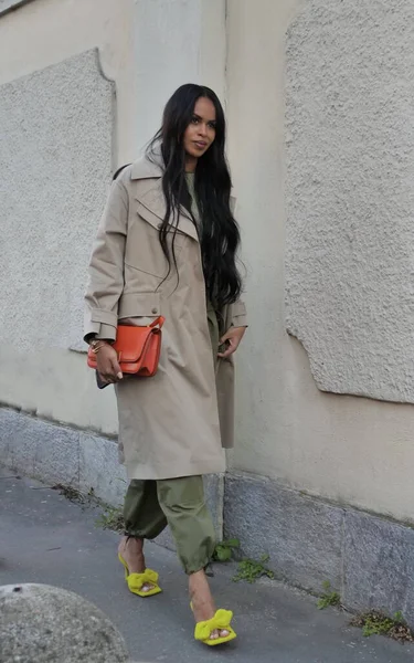 Fashion Blogger Street Style Outfit Vor Alberta Ferretti Modenschau Während — Stockfoto