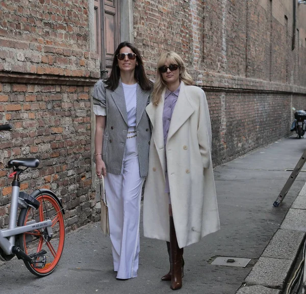 Fashion Bloggers Street Style Outfits Max Mara Fashion Show Milan — Stock Photo, Image