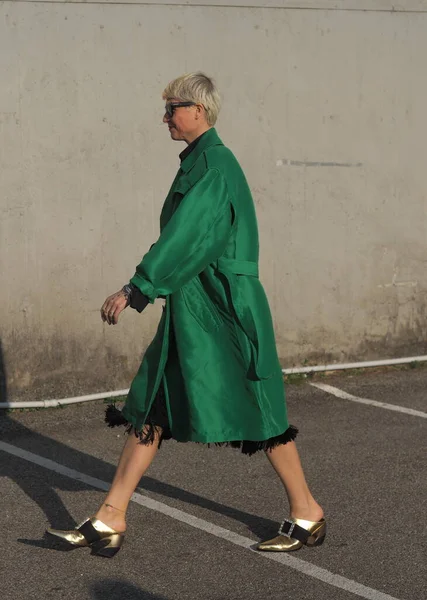Fashion Blogger Street Style Outfit Alberta Ferretti Fashion Show Milan — Foto Stock