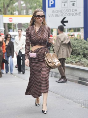 Primo giorno alla Milano fashion wee kmoda donna collezioni Autunno/Inverno 2021/2022