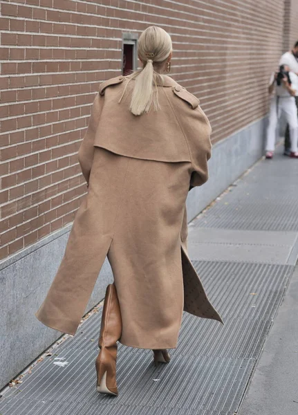 Leonie Hanne Street Style Outfit Fendi Fashion Show Milano Fashion — Stockfoto