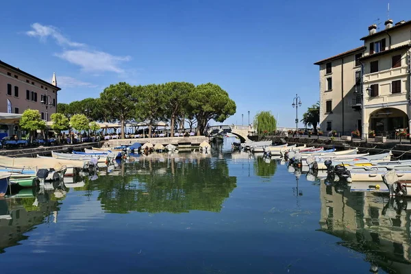 Vista Desde Lago Desenzano Sul Garda Lombardía Italia — Foto de Stock