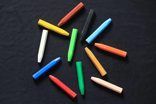 Crayon Potloden Met Mooie Heldere Kleuren Voor Tekenen Schilderen — Stockfoto