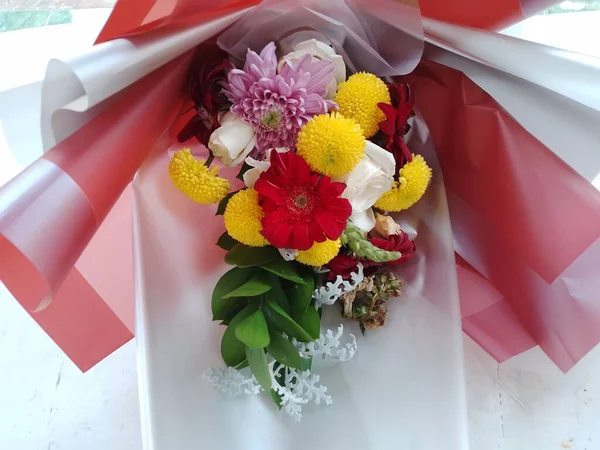 romantic flower bouquet for wedding gifts, gifts. This bouquet consists of various types of romantic flowers.