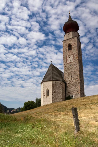 Kostel Mikuláše Mittelbergu Obci Ritten Jižním Tyrolsku — Stock fotografie