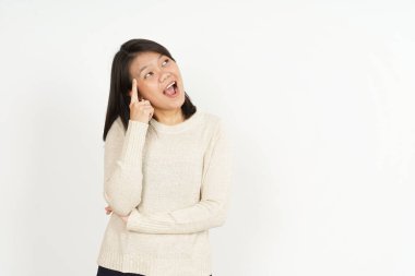 Beyaz arka planda tecrit edilmiş Güzel Asyalı Kadın Hareketi