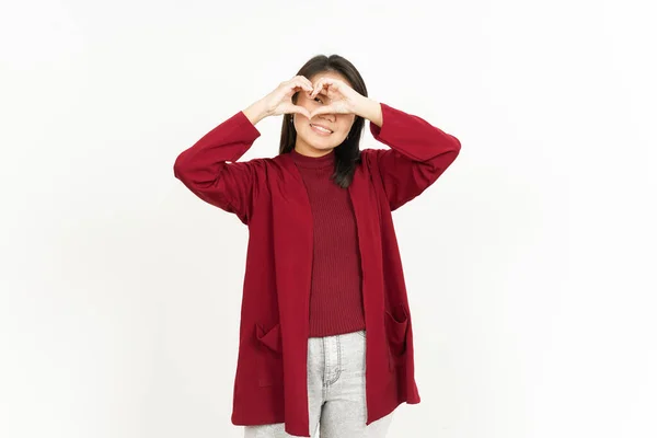 Mostrando Amore Segno Bella Asiatico Donna Indossare Rosso Camicia Isolato — Foto Stock