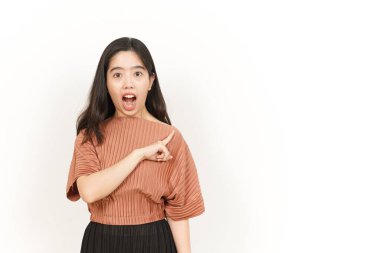 Beyaz arka planda tecrit edilmiş Güzel Asyalı Kadın 'ın Ürün ve İşaret Tarafı