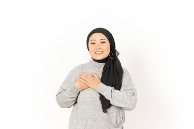 El Sandıkta Kişisel Aşk Güzel Asyalı Kadın Başörtüsü Giymiş Beyaz Arkaplanda