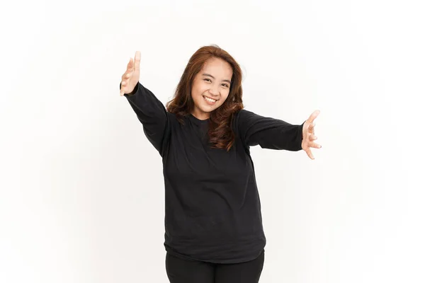 Abraço Braços Abertos Bela Mulher Asiática Vestindo Camisa Preta Isolada — Fotografia de Stock
