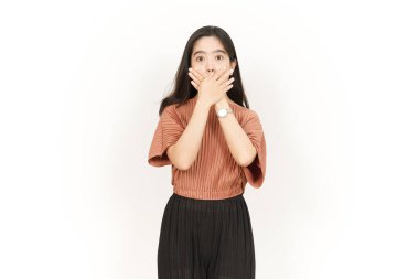 Beyaz arka planda izole edilmiş güzel Asyalı kadının Ağız ve Şok Yüzü