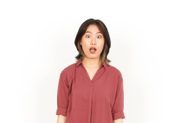 Beyaz arka planda tecrit edilmiş Güzel Asyalı Kadın İfadesi