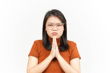 Beyaz arka planda tecrit edilmiş Güzel Asyalı Kadın 'ın Elleri ve Özrü