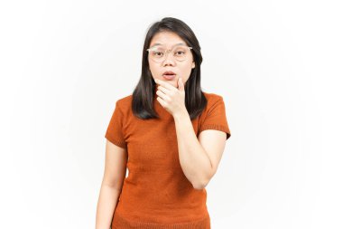 Beyaz arka planda tecrit edilmiş güzel Asyalı Kadın İfadesi