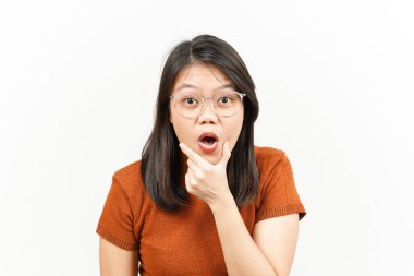 Beyaz arka planda tecrit edilmiş güzel Asyalı Kadın İfadesi