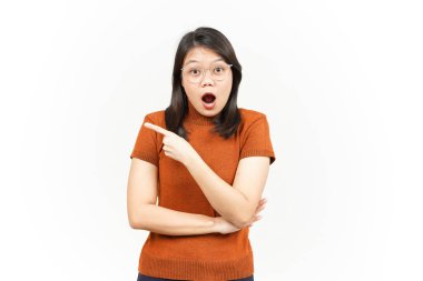 Beyaz arka planda tecrit edilmiş Güzel Asyalı Kadın 'ın Ürün ve İşaret Tarafı