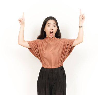 Beyaz arka planda tecrit edilmiş güzel Asyalı Kadın 'ın Ürünleri ve İşaretleri