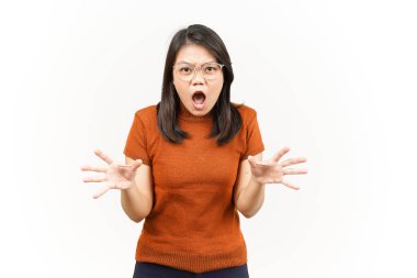 Beyaz arka planda tecrit edilmiş Güzel Asyalı Kadın Şok olmuş Yüzü