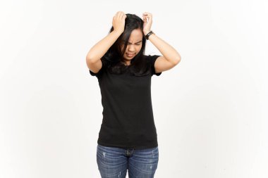 Beyaz arka planda izole edilmiş güzel Asyalı kadının baş ağrısı.