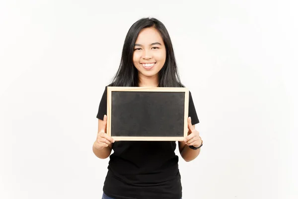 Mostrando Apresentando Segurando Blank Blackboard Bela Mulher Asiática Isolada Branco — Fotografia de Stock