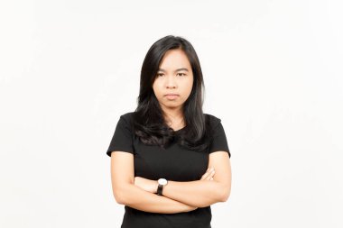 Beyaz arka planda izole edilmiş Asyalı güzel bir kadının kızgın yüz ifadesi