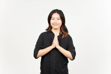 Beyaz arka planda tecrit edilmiş güzel Asyalı kadını selamlıyorum.