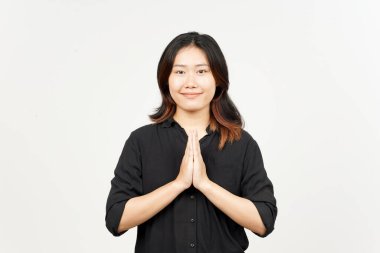 Beyaz arka planda tecrit edilmiş güzel Asyalı kadını selamlıyorum.