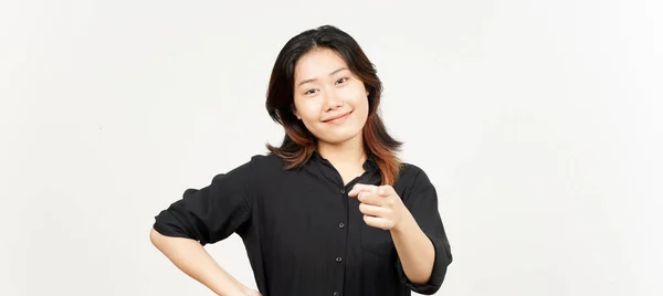 Sorrindo Apontando Para Você Bela Mulher Asiática Isolada Fundo Branco — Fotografia de Stock