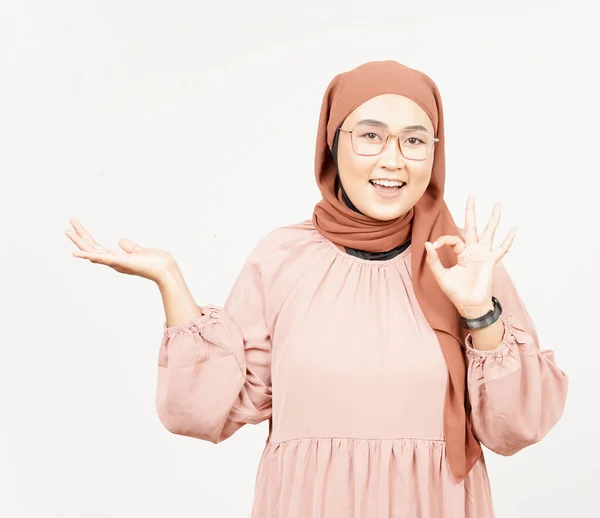 Showing Presenting Product Open Palm Beautiful Asian Woman Wearing Hijab — Stock Fotó