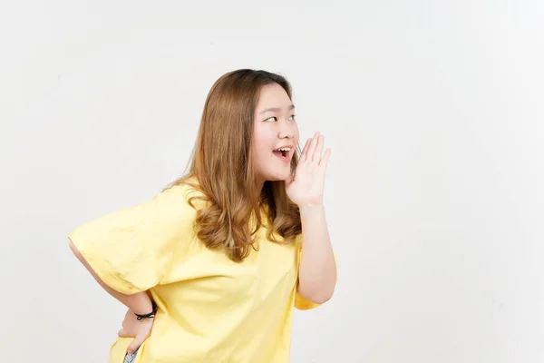 Announcement Hands Mouth Beautiful Asian Woman Wearing Yellow Shirt Isolated — Fotografia de Stock