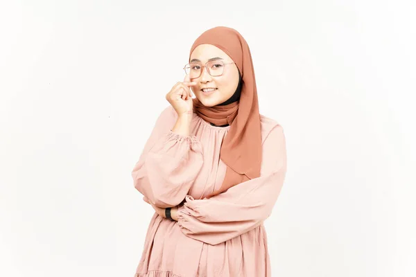 Mostrando Coreano Amore Dito Bella Asiatico Donna Indossare Hijab Isolato — Foto Stock