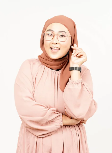 Mostrando Dedo Del Amor Coreano Hermosa Mujer Asiática Usando Hijab —  Fotos de Stock
