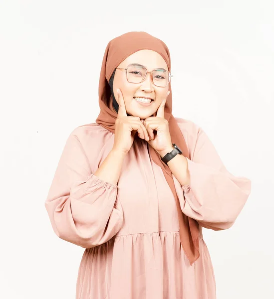 Smiling Looking Camera Beautiful Asian Woman Wearing Hijab Isolated White — Φωτογραφία Αρχείου