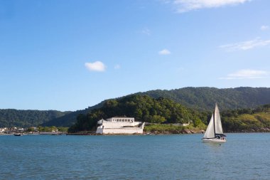 Santo Amaro Kalesi manzarası, Guaruja, Santos 'tan..
