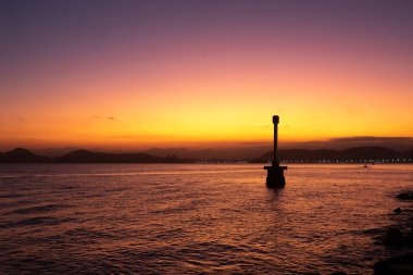 Marco Padro de Santos anıtı, Santos 'un şehir kategorisine yükselmesinin 123. yıldönümü anısına 01.26.1962' de açıldı.
