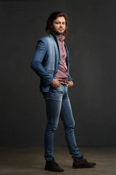 Attractive White Man Jeans Stands Full Growth Dark Background — 스톡 사진