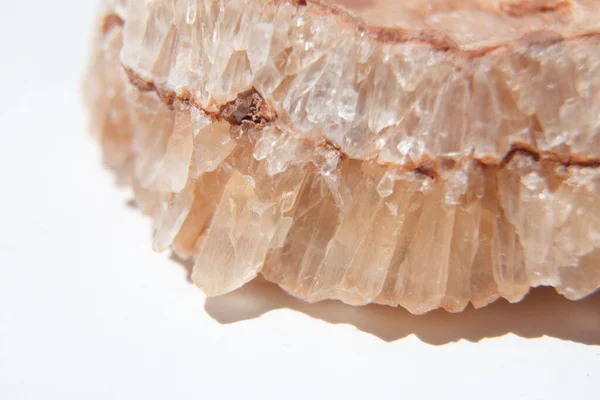 Quarzkristalle Isoliert Auf Weißem Hintergrund — Stockfoto