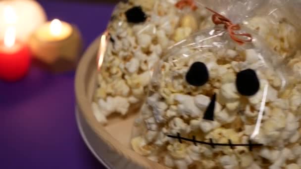 Des Cadeaux Pour Fête Halloween Pop Corn Sous Forme Crâne — Video
