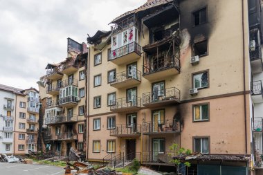 Terör saldırısı. Ukrayna, Rusya savaşı. Irpen. Rus istilacılardan sonra Irpin. - 05.16.2022 IRPIN. UKRAİNA