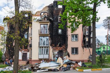 Terör saldırısı. Ukrayna, Rusya savaşı. Irpen. Rus istilacılardan sonra Irpin. - 05.16.2022 IRPIN. UKRAİNA