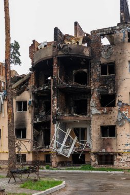 Terör saldırısı. Ukrayna, Rusya savaşı. Irpen. Rus istilacılardan sonra Irpin. - 05.18.2022 IRPIN. UKRAİNA